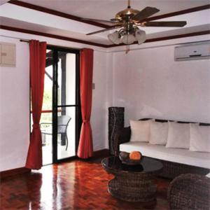 Balay De La Rama Bed & Breakfast Легазпи Екстериор снимка