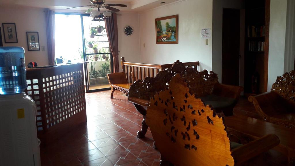 Balay De La Rama Bed & Breakfast Легазпи Екстериор снимка