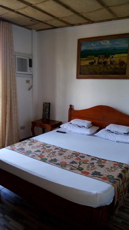 Balay De La Rama Bed & Breakfast Легазпи Екстериор снимка